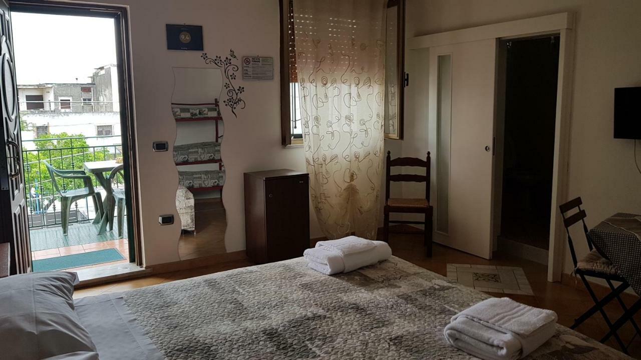 B&B Mara Pompéi Extérieur photo